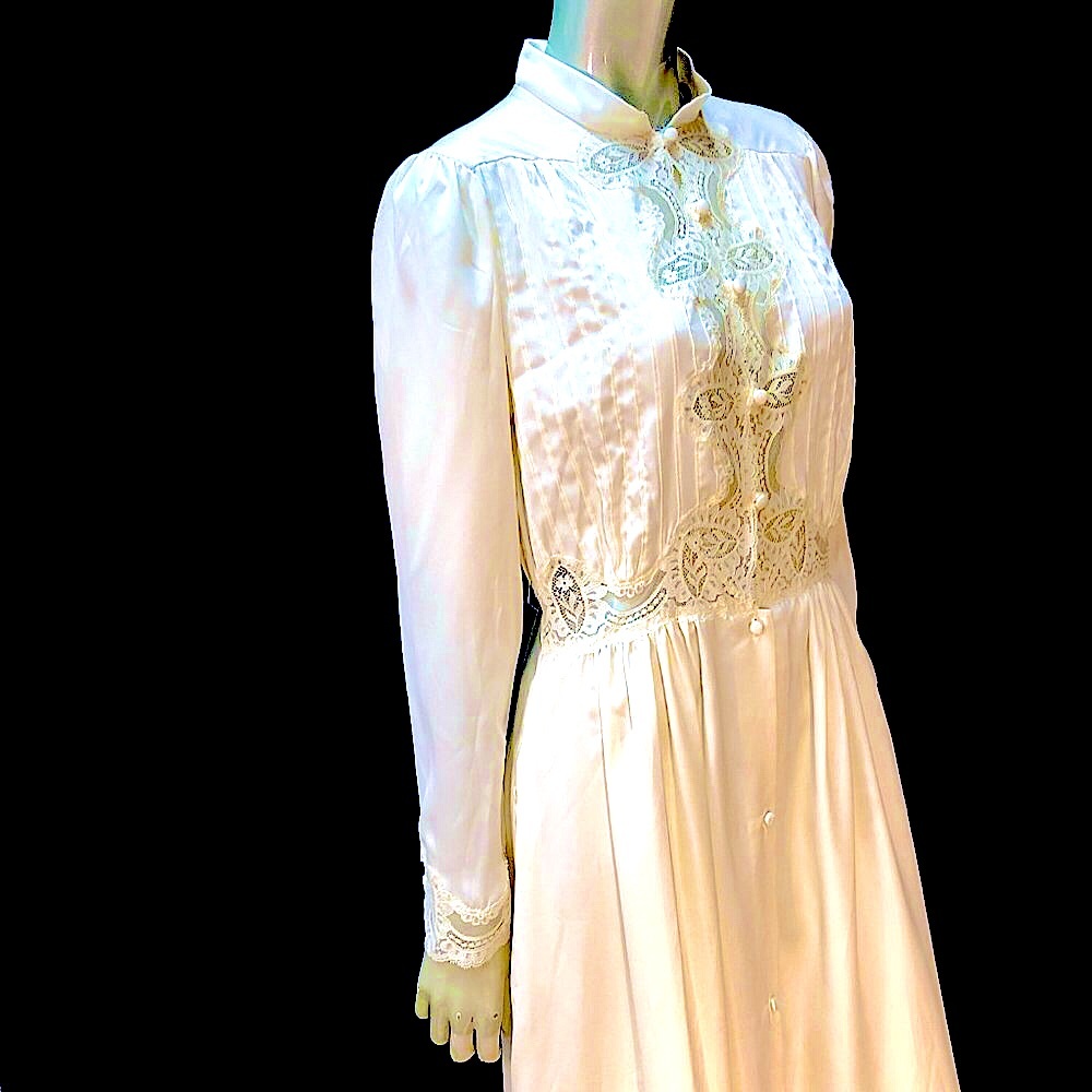 Lilly of France Vtg Prairie Lace Maxi Nightgown